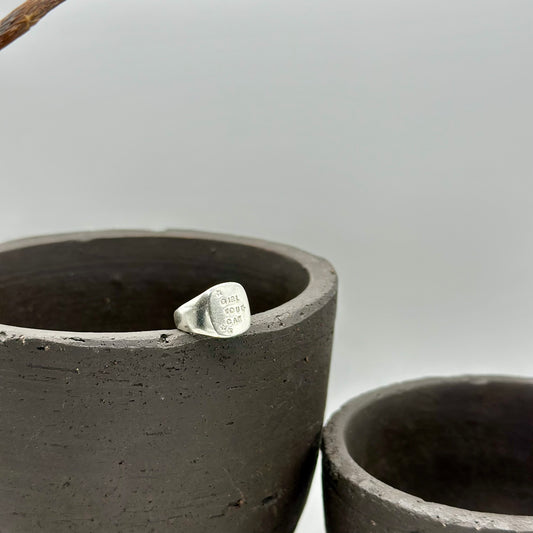 STRENGTH SIGNET Ring ★