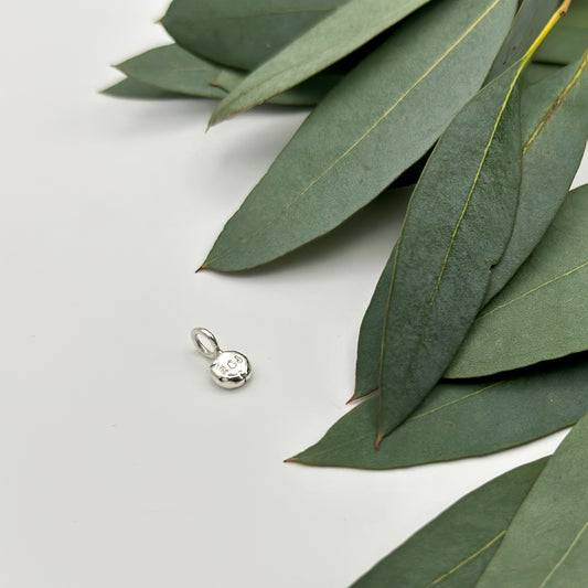 DAINTY STORY ORB Charm ★