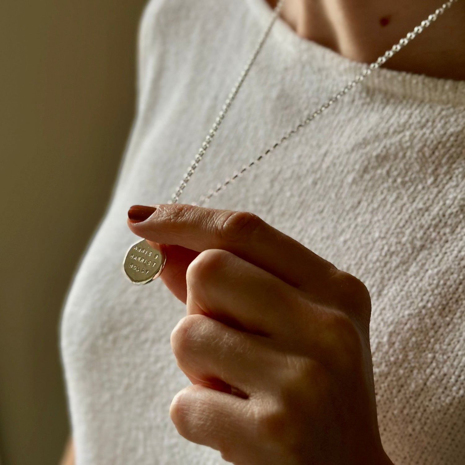 GOLD INITIAL NECKLACE