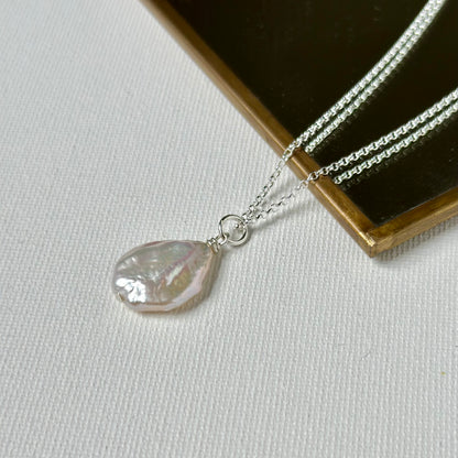 GRACE Pearl Necklace