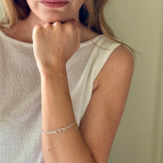 LITTLE LOVE Heart Bracelet