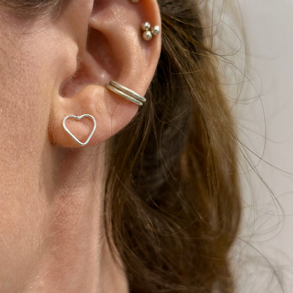 COEUR Stud Earrings ★