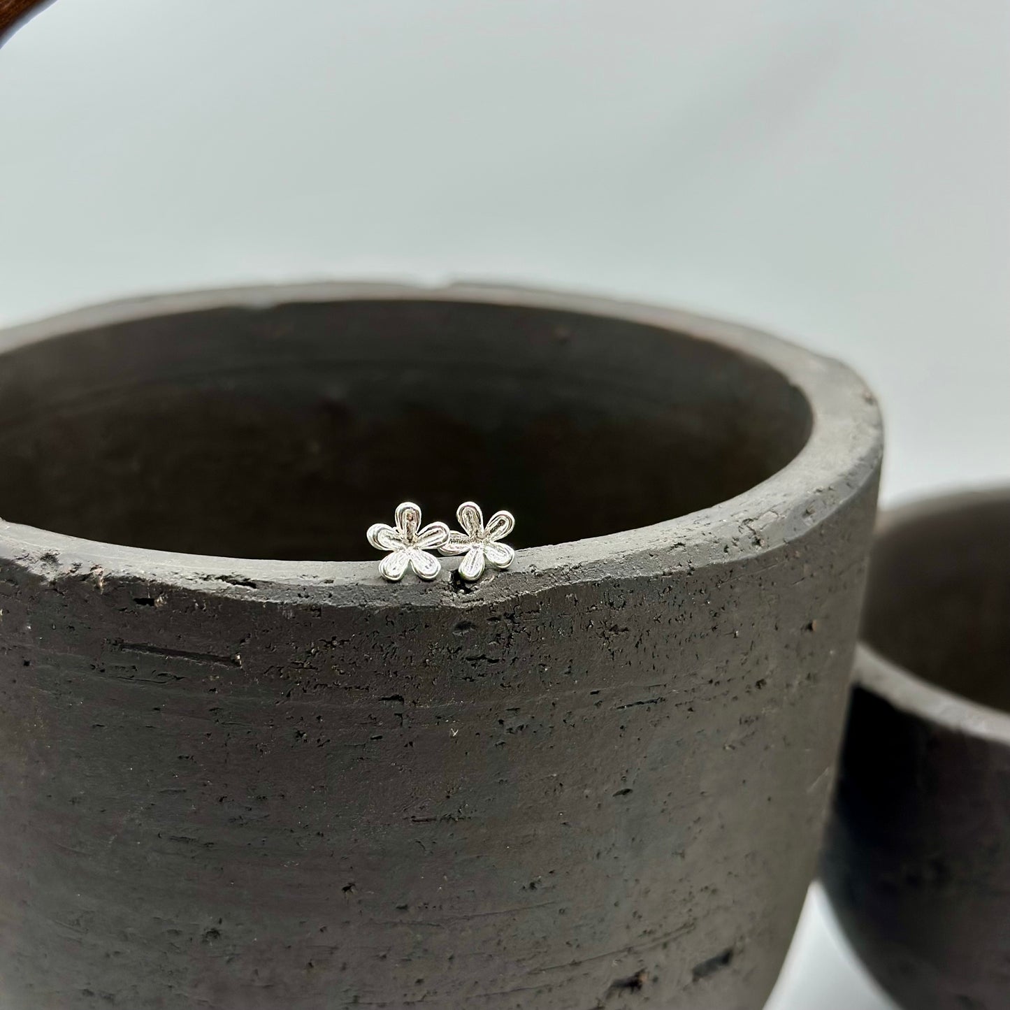 BLOSSOM Flower Stud Earrings ★
