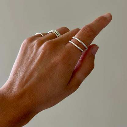 HAMMERED MINI POWER Stacking Ring ★