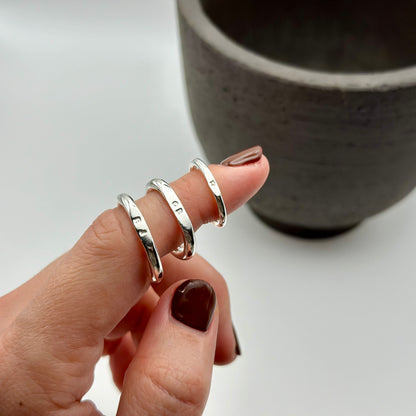 DAINTY SIGNET Ring ★