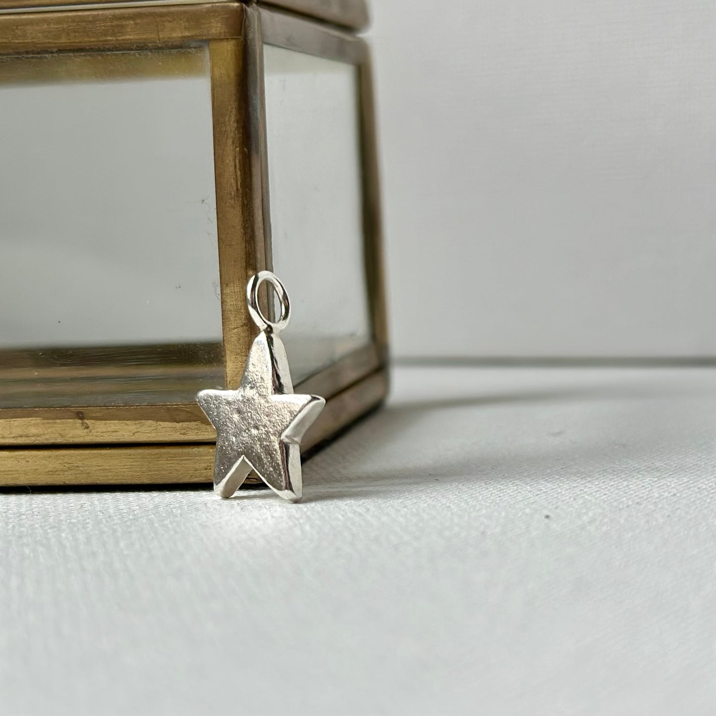 GUIDE Star CHAPTER Charm