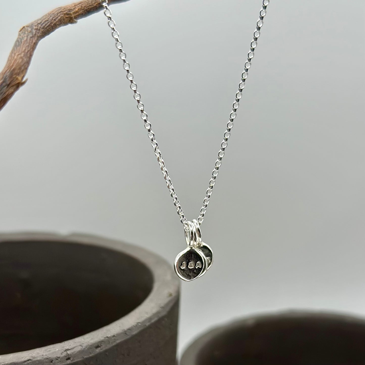 DAINTY STORY ORB Necklace ★