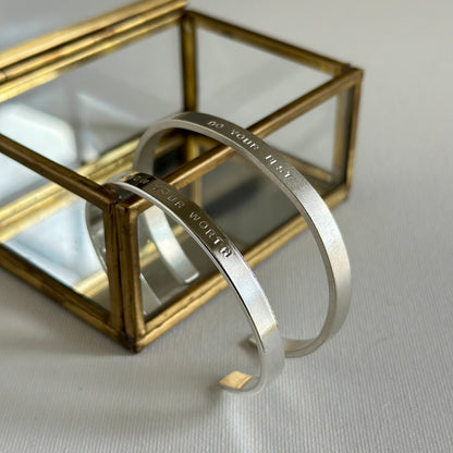 MAXI STORY Silver Cuff Bangle
